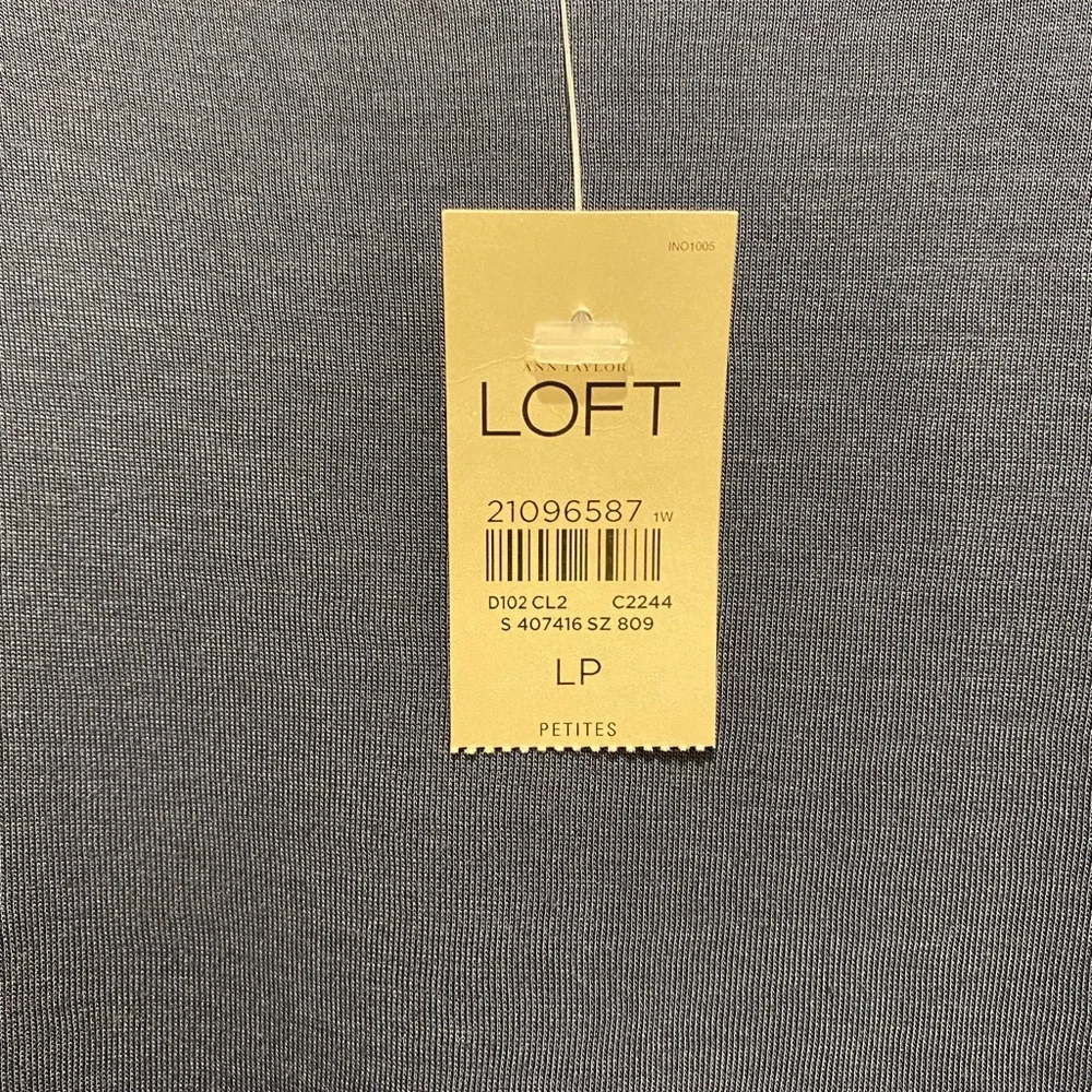 Loft Petite Top - Picture 4 of 6